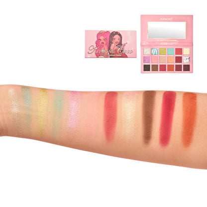 Spotlight City 18-Color Eyeshadow Palette - 12PCS
